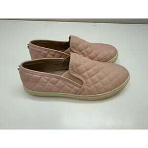 Steve Madden Womens Shoes Size 7.5 Pink Quilted Slip On Sneaker Faux Leather